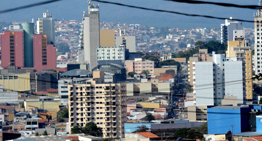 Quantos mil habitantes tem Sorocaba