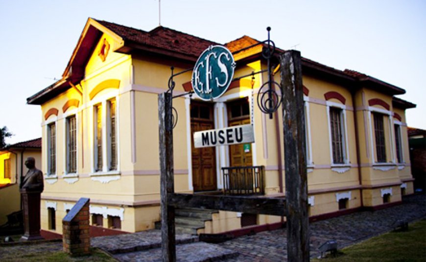 Passeio Cultural no Museu da Ferrovia de Sorocaba